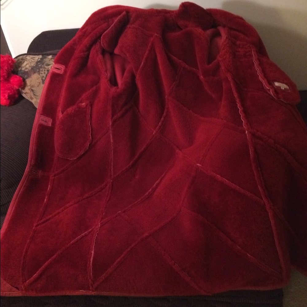 Shearling - Picture 7 of 7